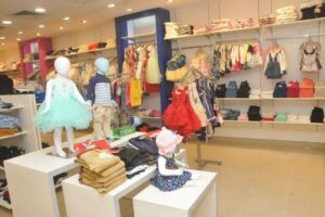 أفضل 3 محلات بيع ملابس أطفال في الكويت