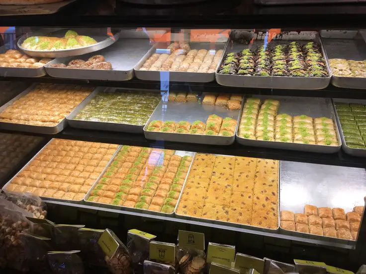 محلات الحلويات الشرقية في طنطا